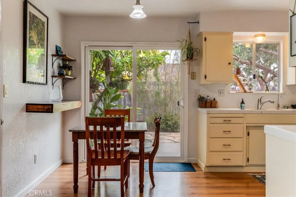 1536 15th Los Osos, CA 93402