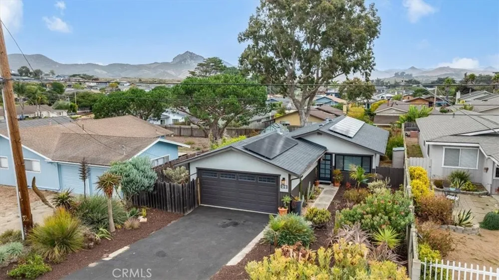 1536 15th Los Osos, CA 93402