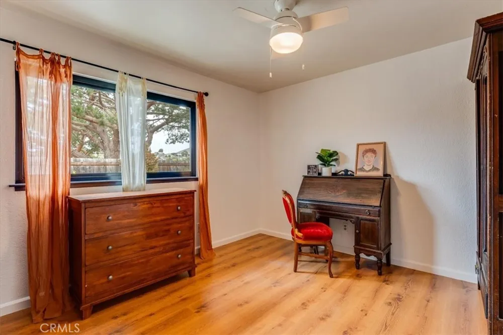 1536 15th Los Osos, CA 93402