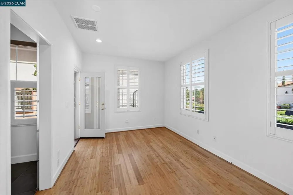 5210 S Montecito Dr Concord, CA 94521