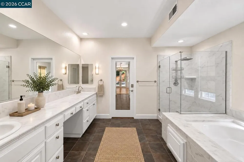 5210 S Montecito Dr Concord, CA 94521