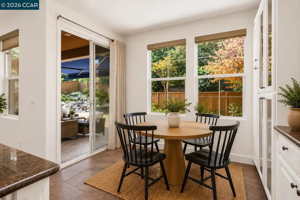 5210 S Montecito Dr Concord, CA 94521