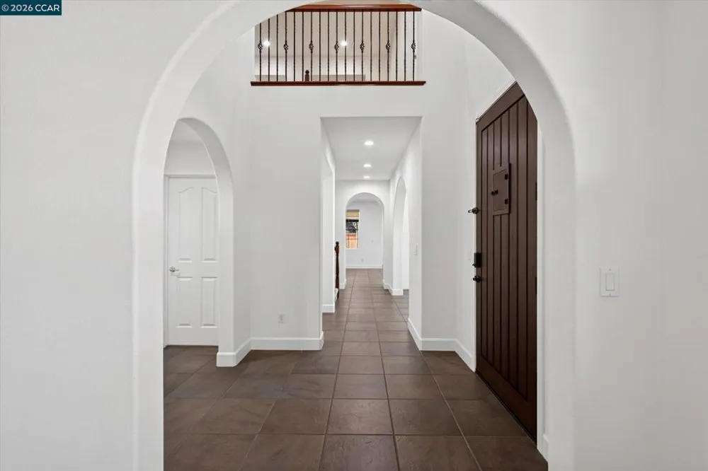 5210 S Montecito Dr Concord, CA 94521