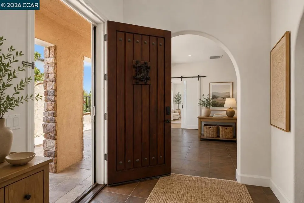 5210 S Montecito Dr Concord, CA 94521