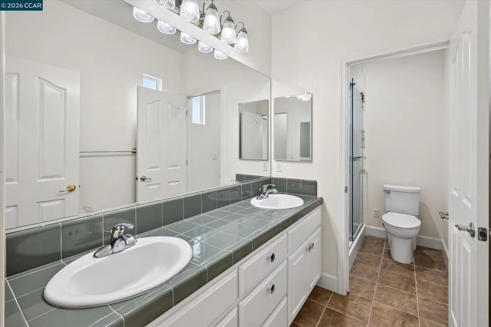 5210 S Montecito Dr Concord, CA 94521