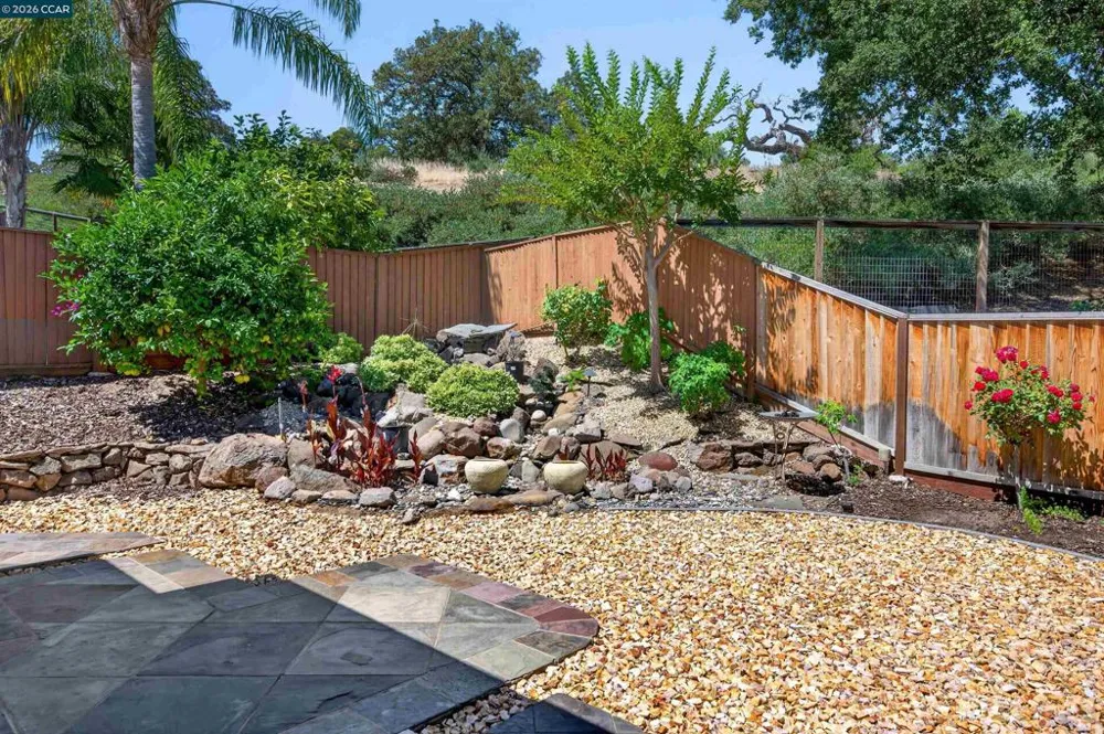 5210 S Montecito Dr Concord, CA 94521