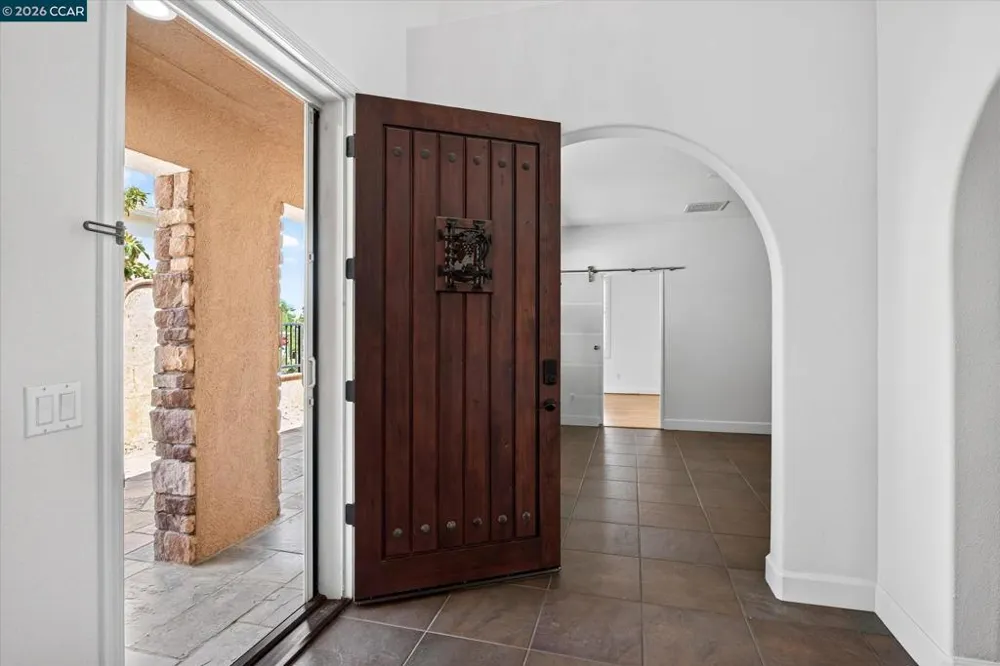5210 S Montecito Dr Concord, CA 94521