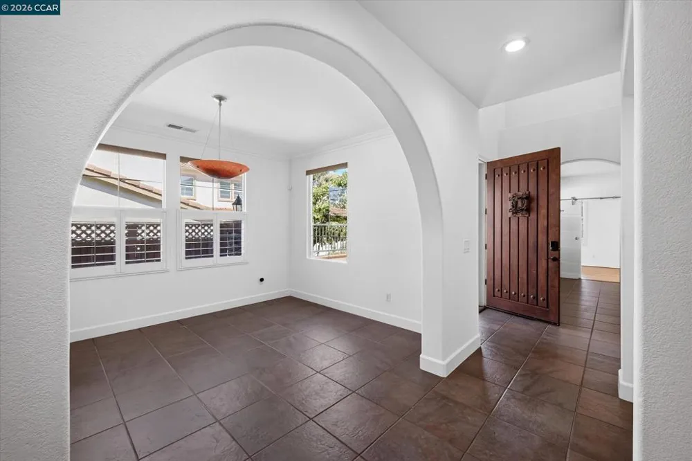5210 S Montecito Dr Concord, CA 94521