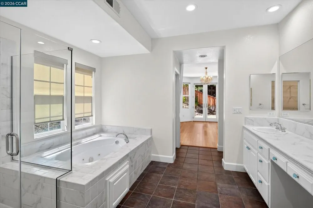 5210 S Montecito Dr Concord, CA 94521