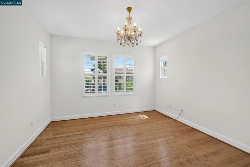 5210 S Montecito Dr Concord, CA 94521