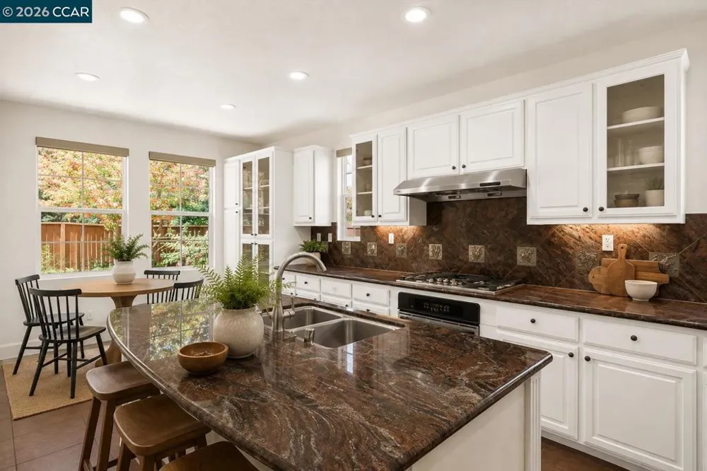 5210 S Montecito Dr Concord, CA 94521