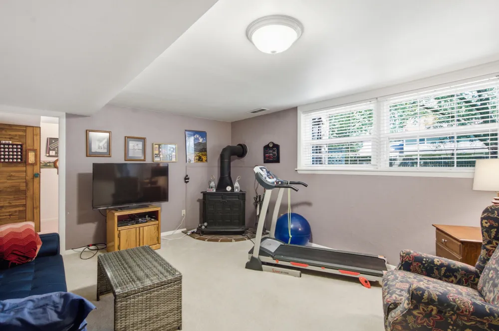 6905 Shoreham Street Portage, MI 49024