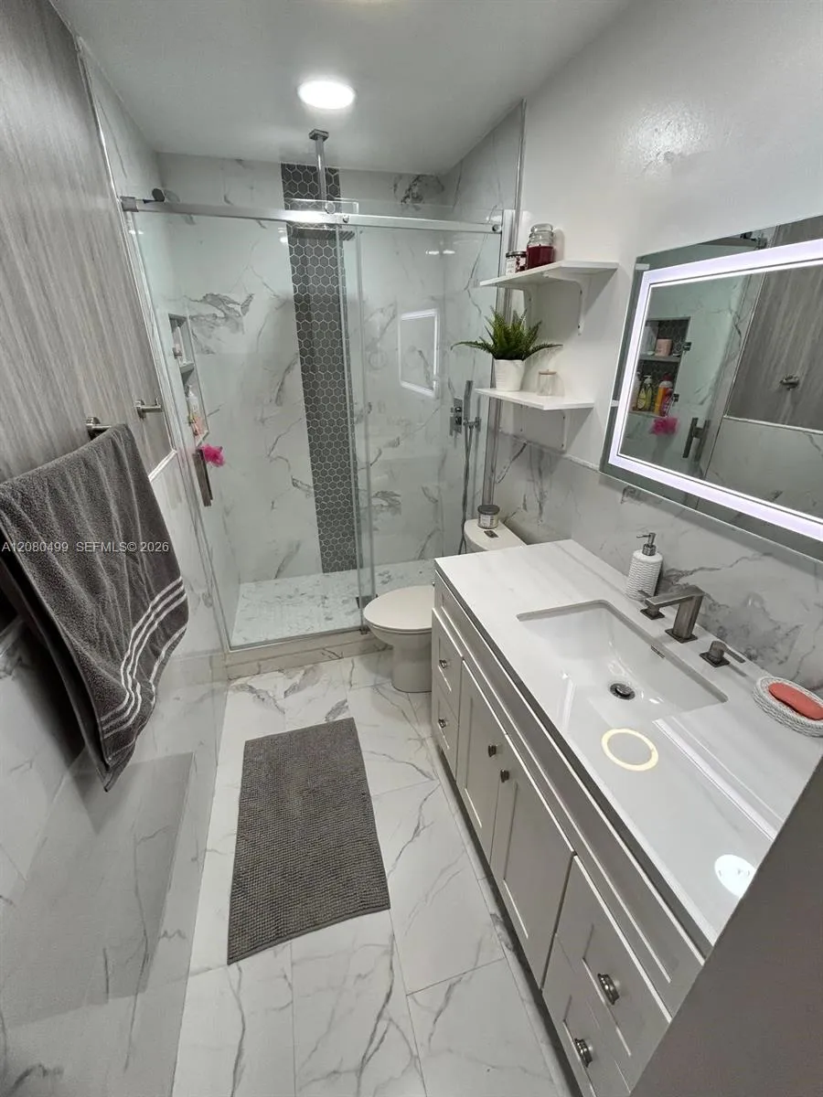 7342 NW 38th Pl Coral Springs, FL 33065