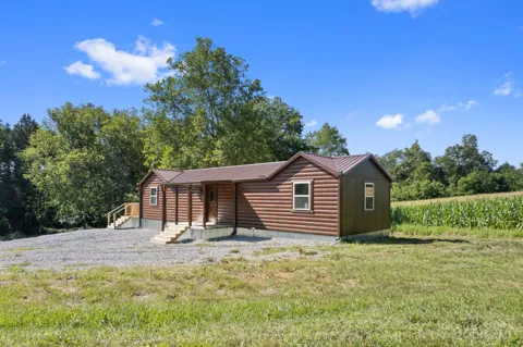 573 Hackleshin Road