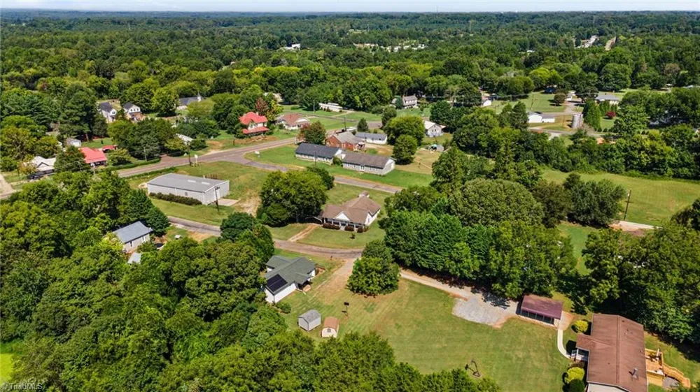 130 Loop Street Mocksville, NC 27028