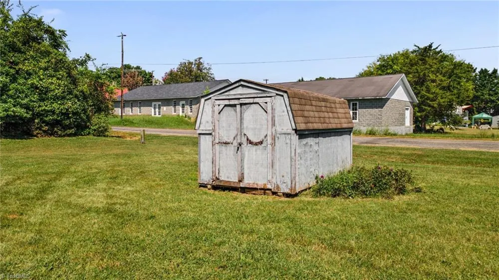130 Loop Street Mocksville, NC 27028