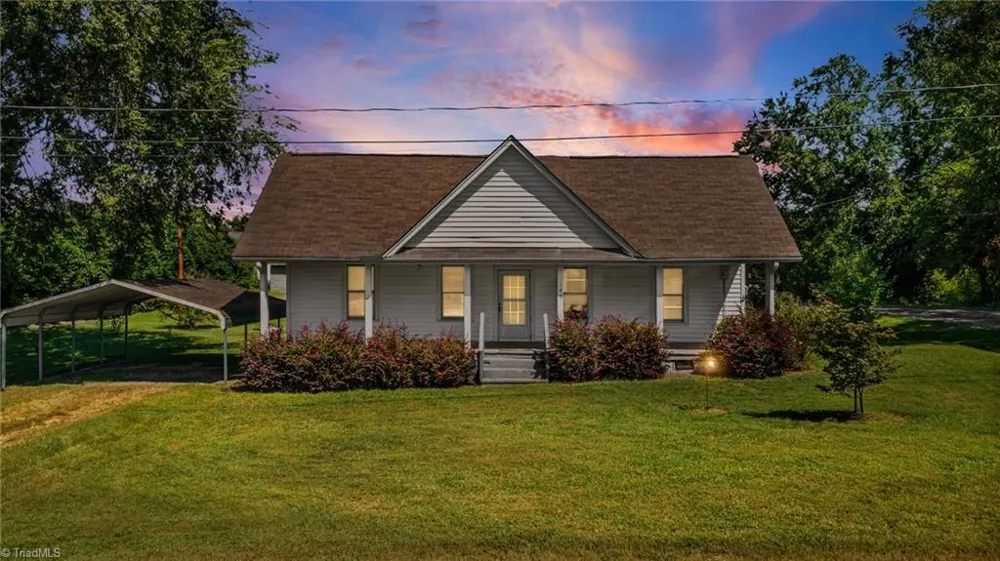 130 Loop Street Mocksville, NC 27028