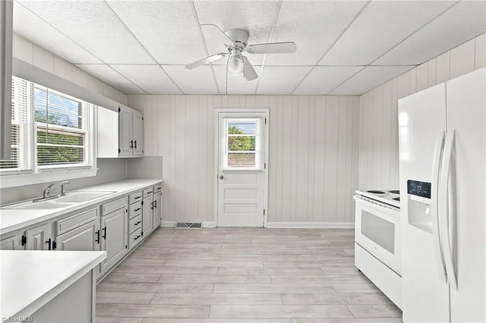 130 Loop Street Mocksville, NC 27028