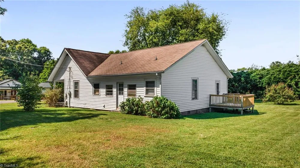 130 Loop Street Mocksville, NC 27028