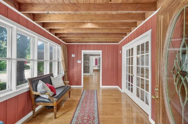 137 3rd Avenue Franklin, TN 37064