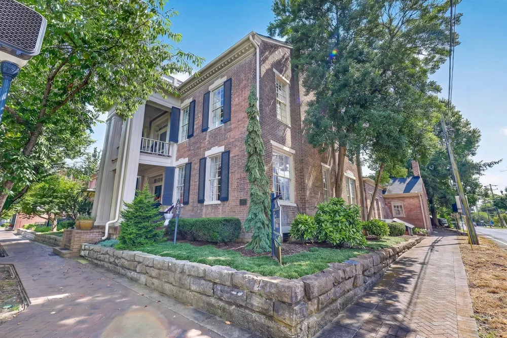 137 3rd Avenue Franklin, TN 37064