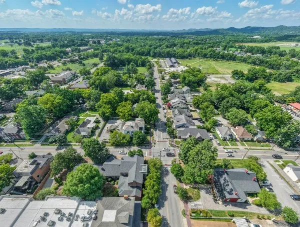 137 3rd Avenue Franklin, TN 37064
