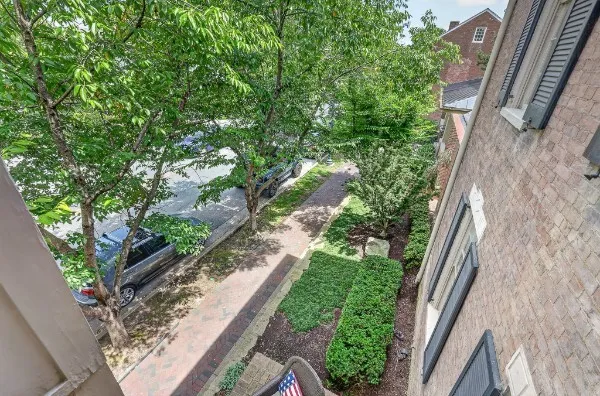 137 3rd Avenue Franklin, TN 37064