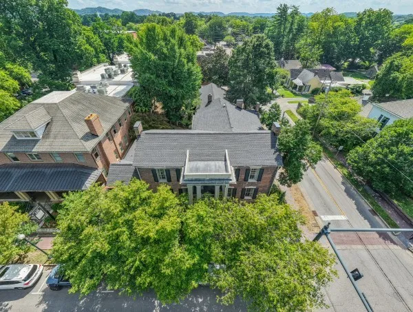 137 3rd Avenue Franklin, TN 37064