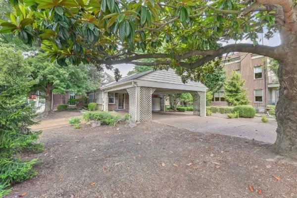 137 3rd Avenue Franklin, TN 37064