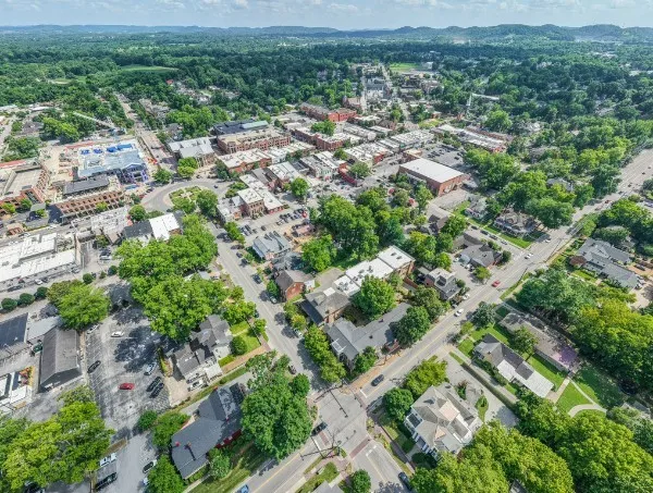 137 3rd Avenue Franklin, TN 37064
