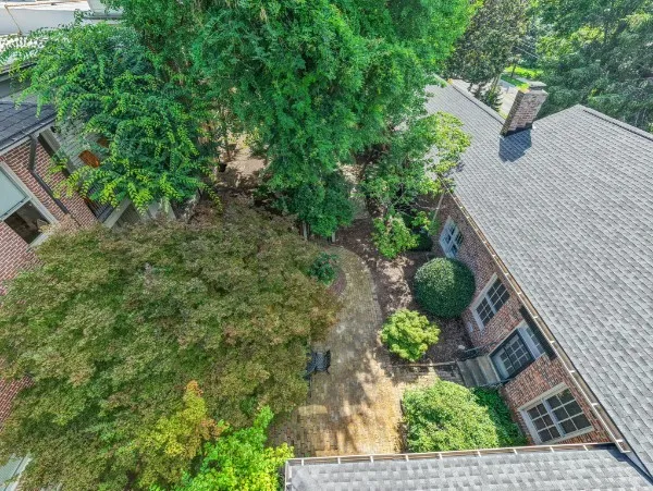 137 3rd Avenue Franklin, TN 37064