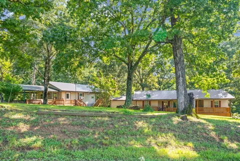 260 Crisp Rd