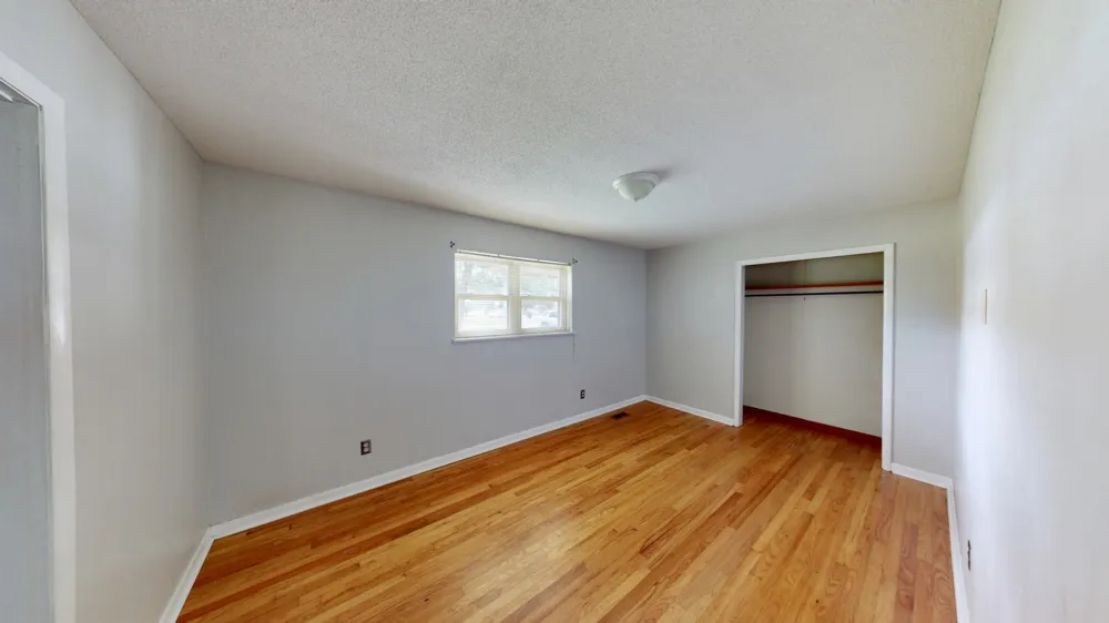 385 Bridge St Graysville, TN 37338