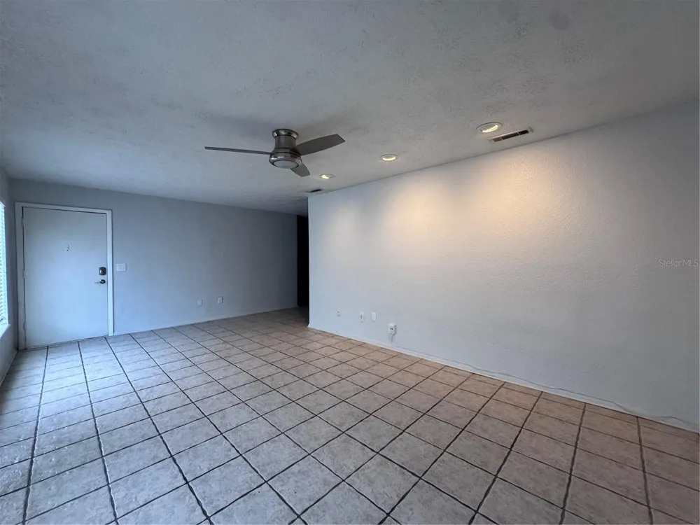 5343 HANSEL AVENUE #F4 Orlando, FL 32809