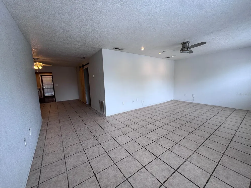 5343 HANSEL AVENUE #F4 Orlando, FL 32809