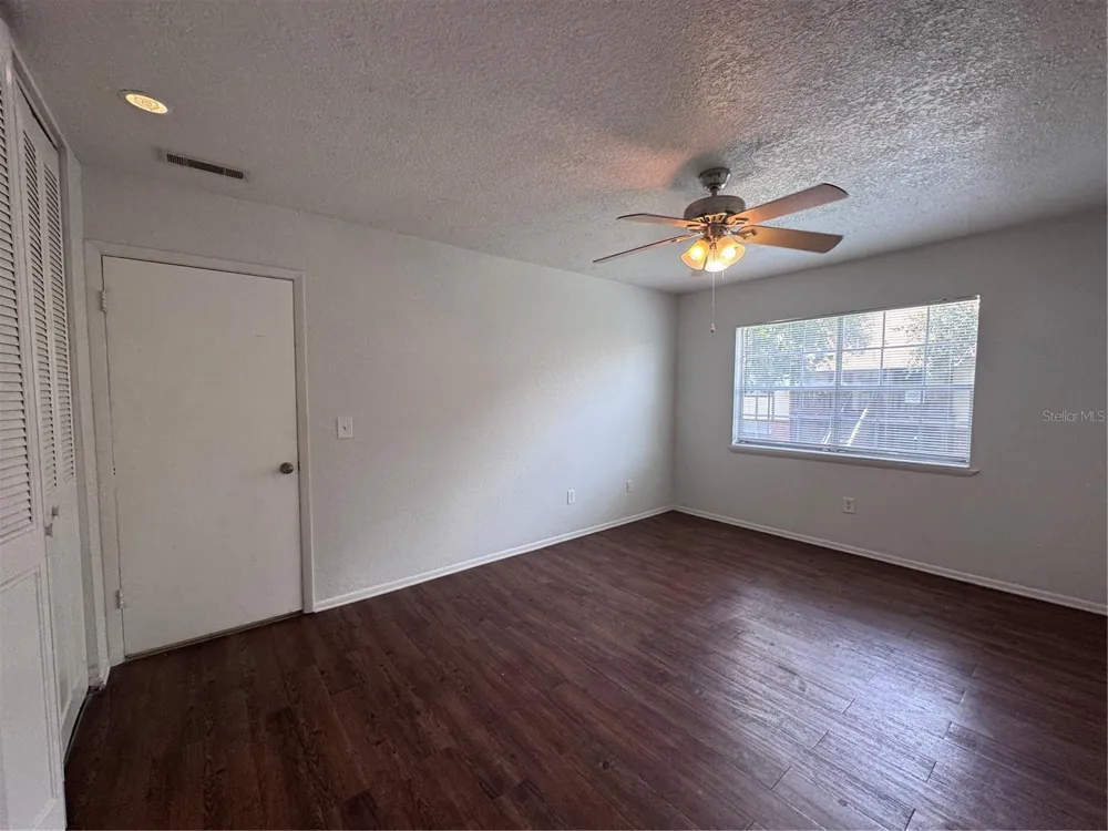 5343 HANSEL AVENUE #F4 Orlando, FL 32809