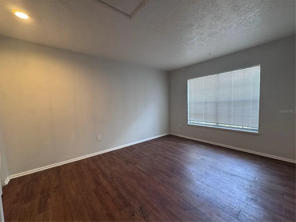 5343 HANSEL AVENUE #F4 Orlando, FL 32809