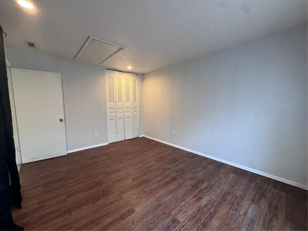 5343 HANSEL AVENUE #F4 Orlando, FL 32809