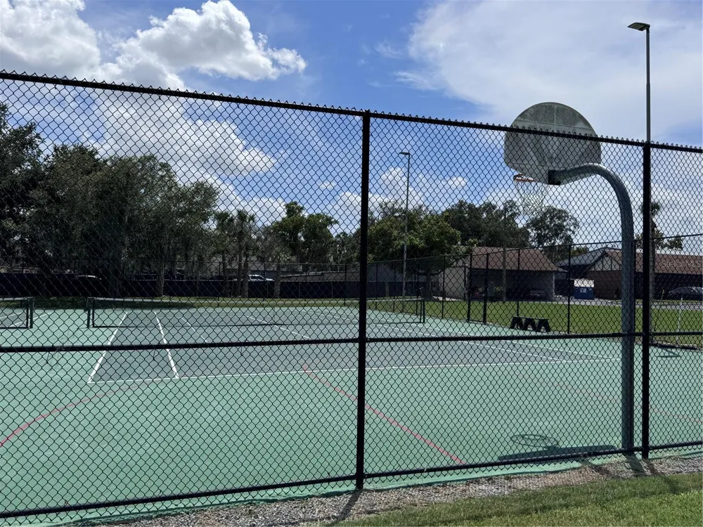 5343 HANSEL AVENUE #F4 Orlando, FL 32809