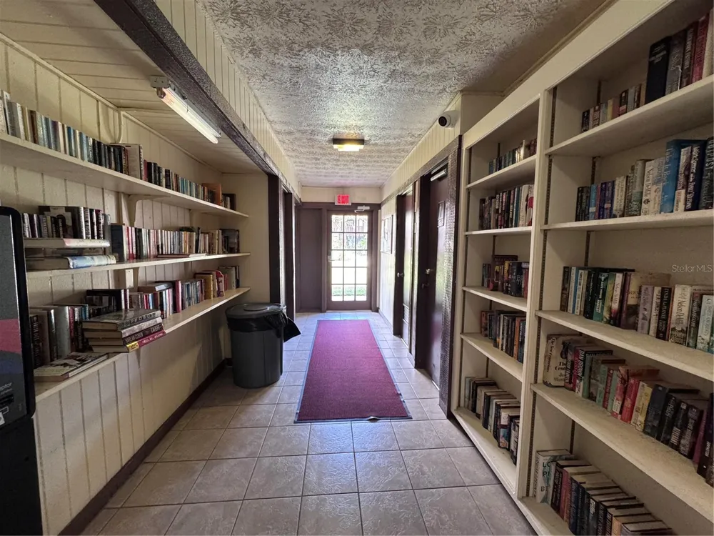 5343 HANSEL AVENUE #F4 Orlando, FL 32809