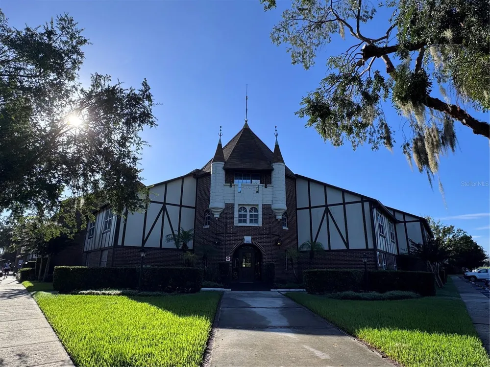 5343 HANSEL AVENUE #F4 Orlando, FL 32809