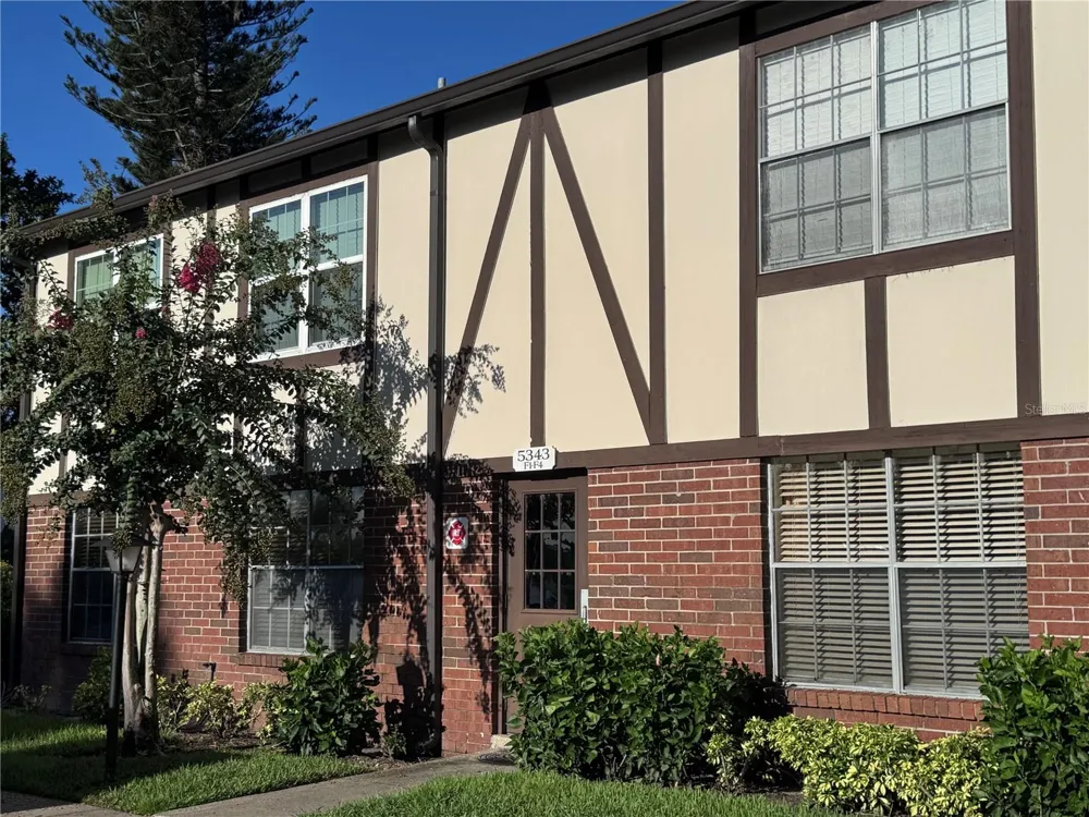 5343 HANSEL AVENUE #F4 Orlando, FL 32809