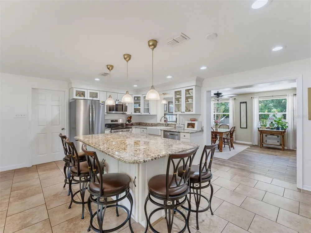 1575 JASMINE WAY Clearwater, FL 33756