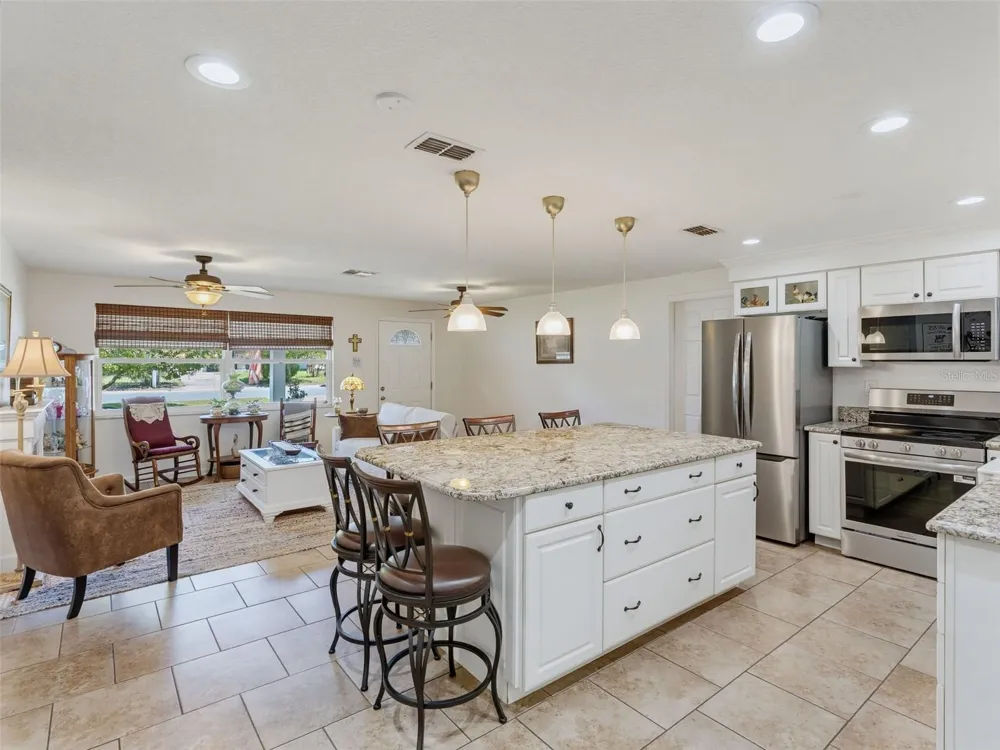 1575 JASMINE WAY Clearwater, FL 33756
