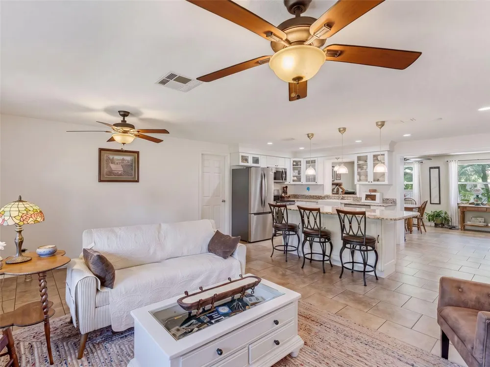 1575 JASMINE WAY Clearwater, FL 33756