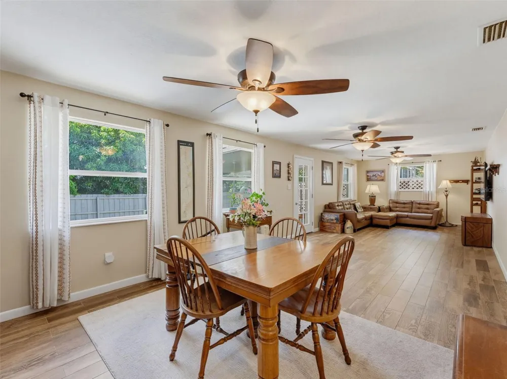 1575 JASMINE WAY Clearwater, FL 33756