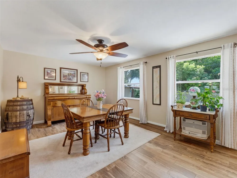 1575 JASMINE WAY Clearwater, FL 33756