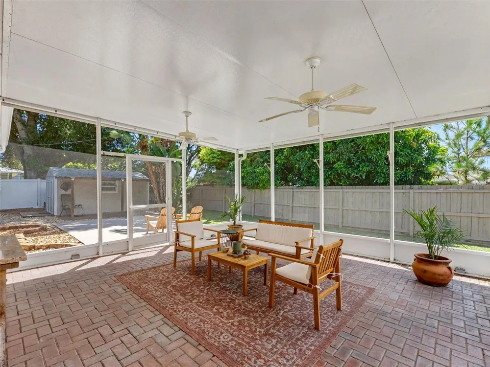 1575 JASMINE WAY Clearwater, FL 33756
