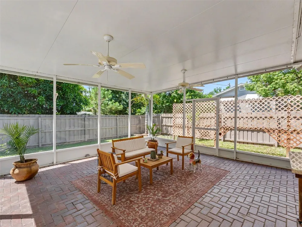 1575 JASMINE WAY Clearwater, FL 33756