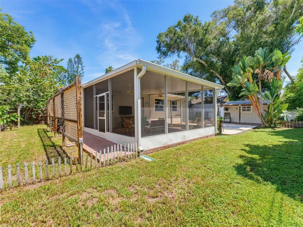 1575 JASMINE WAY Clearwater, FL 33756